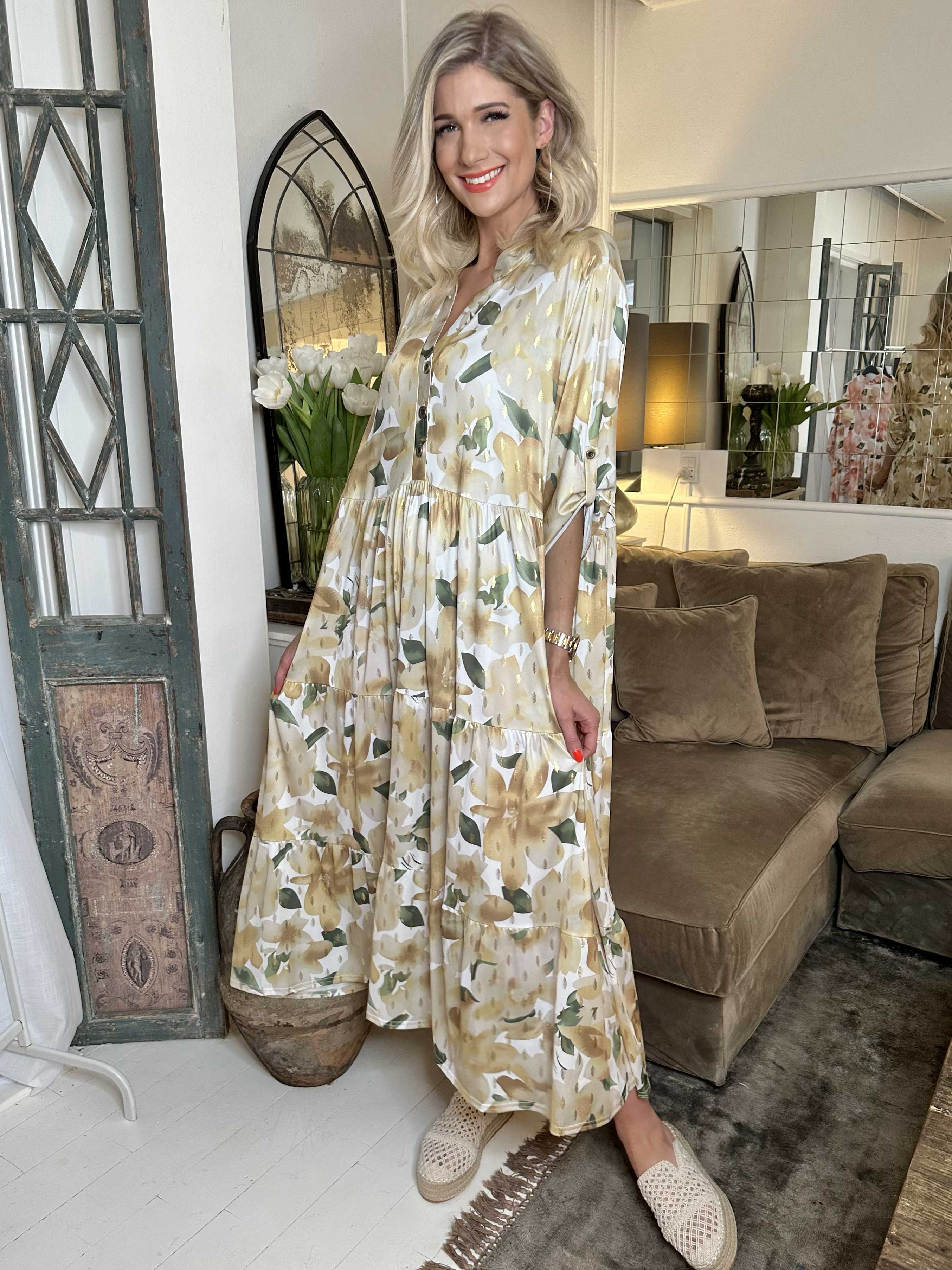 Milano Flower - Lang mønstret kjole med lag på lag look